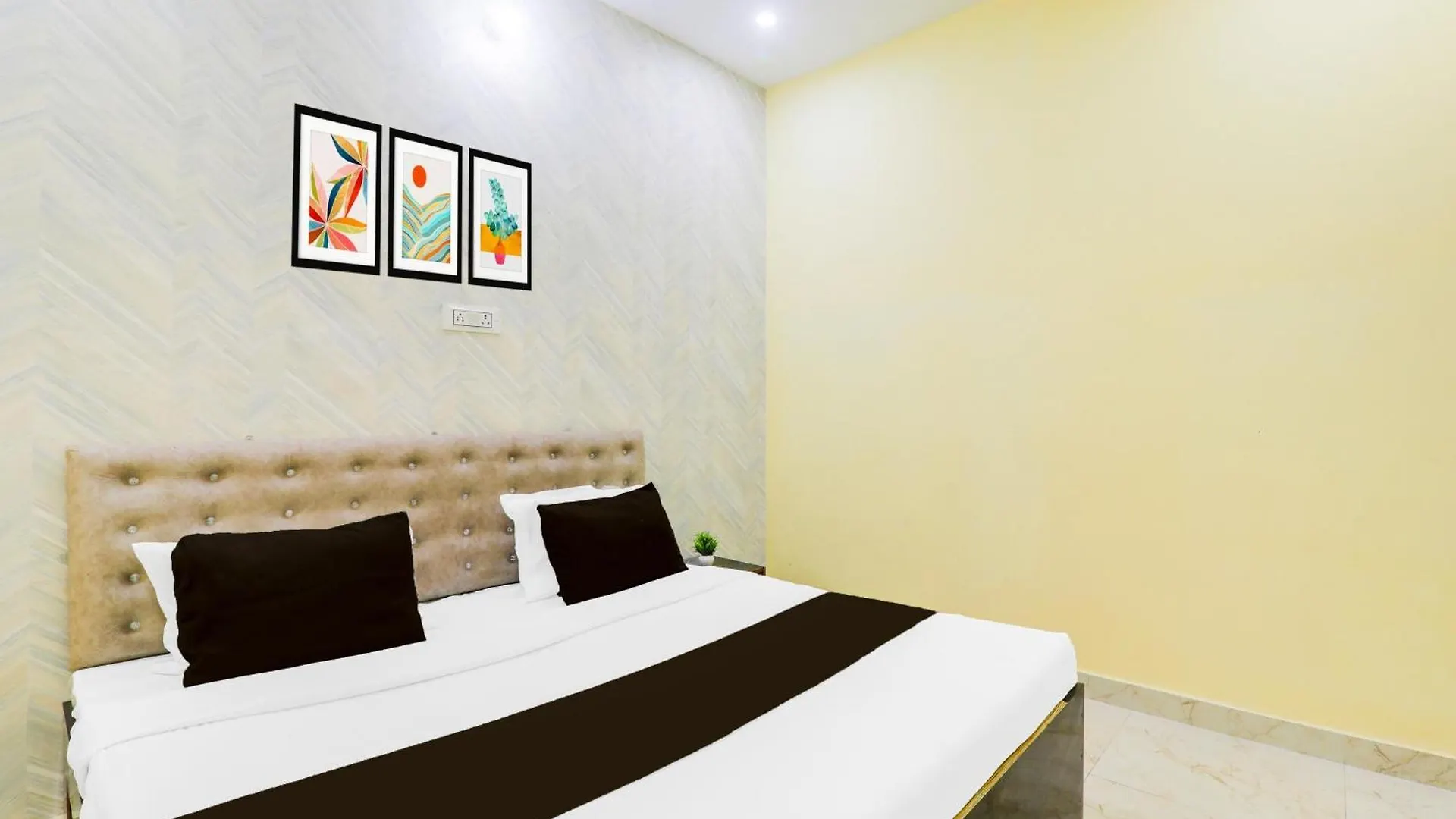 Hotel O The Pratima Inn Kakarmatha India